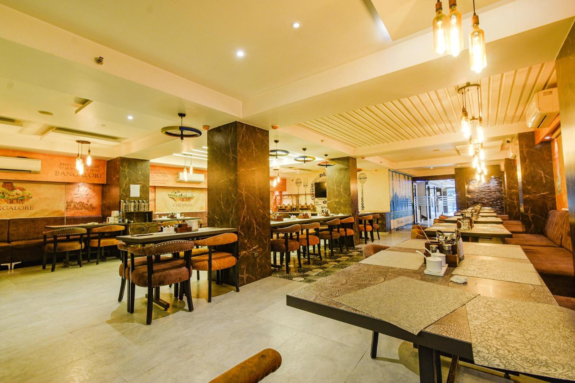 Treebo Premium Seven Lake View Hyderabad Exteriör bild