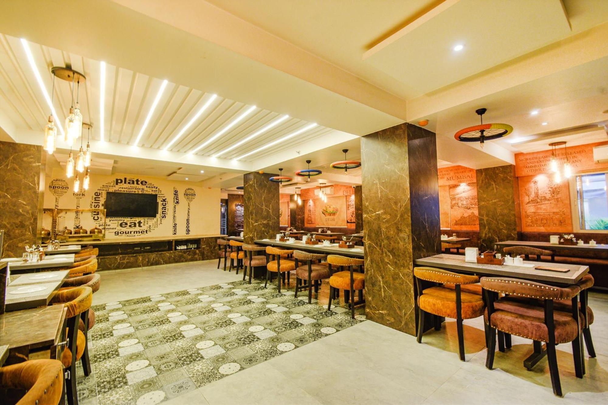 Treebo Premium Seven Lake View Hyderabad Exteriör bild