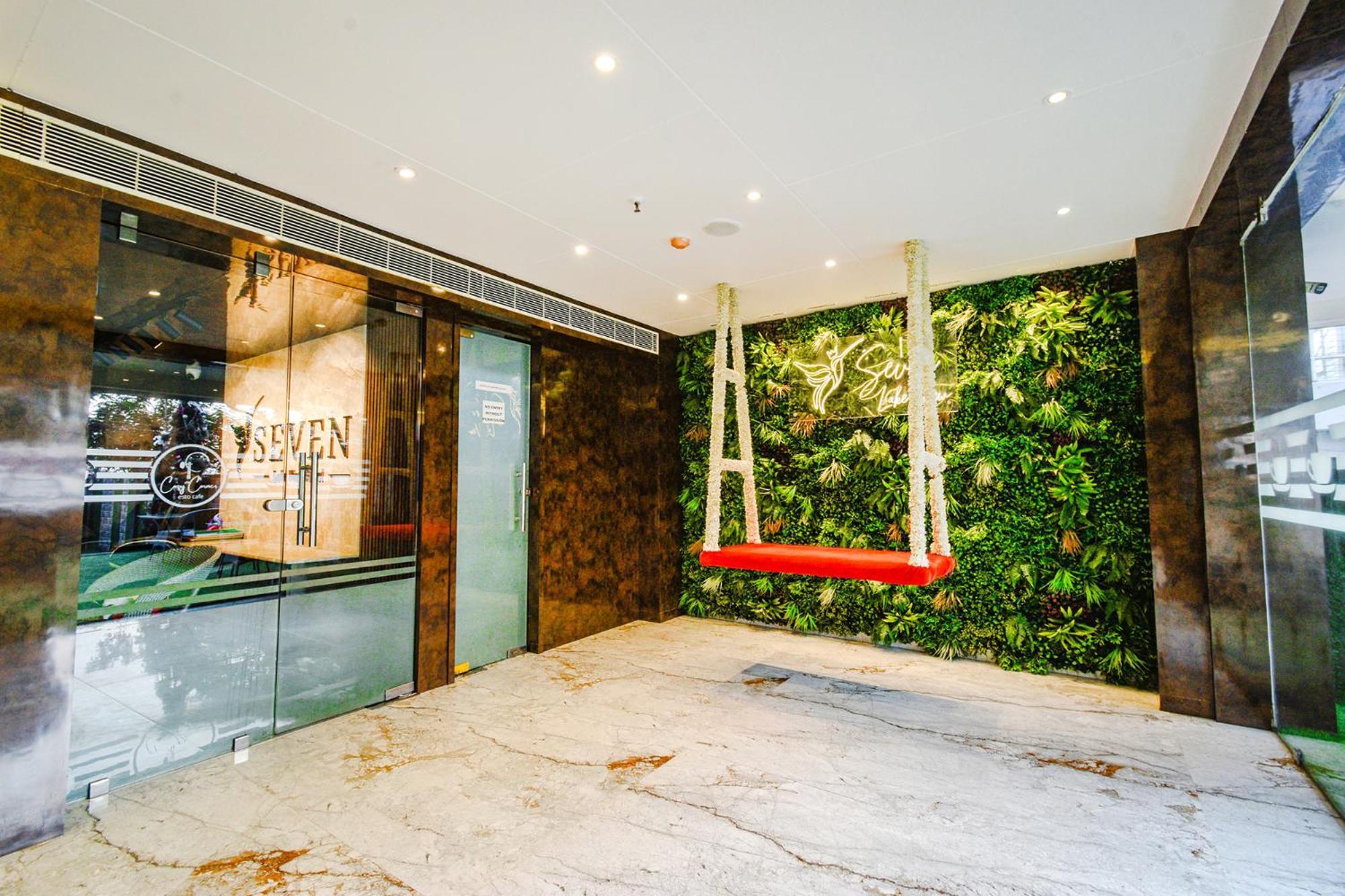 Treebo Premium Seven Lake View Hyderabad Exteriör bild